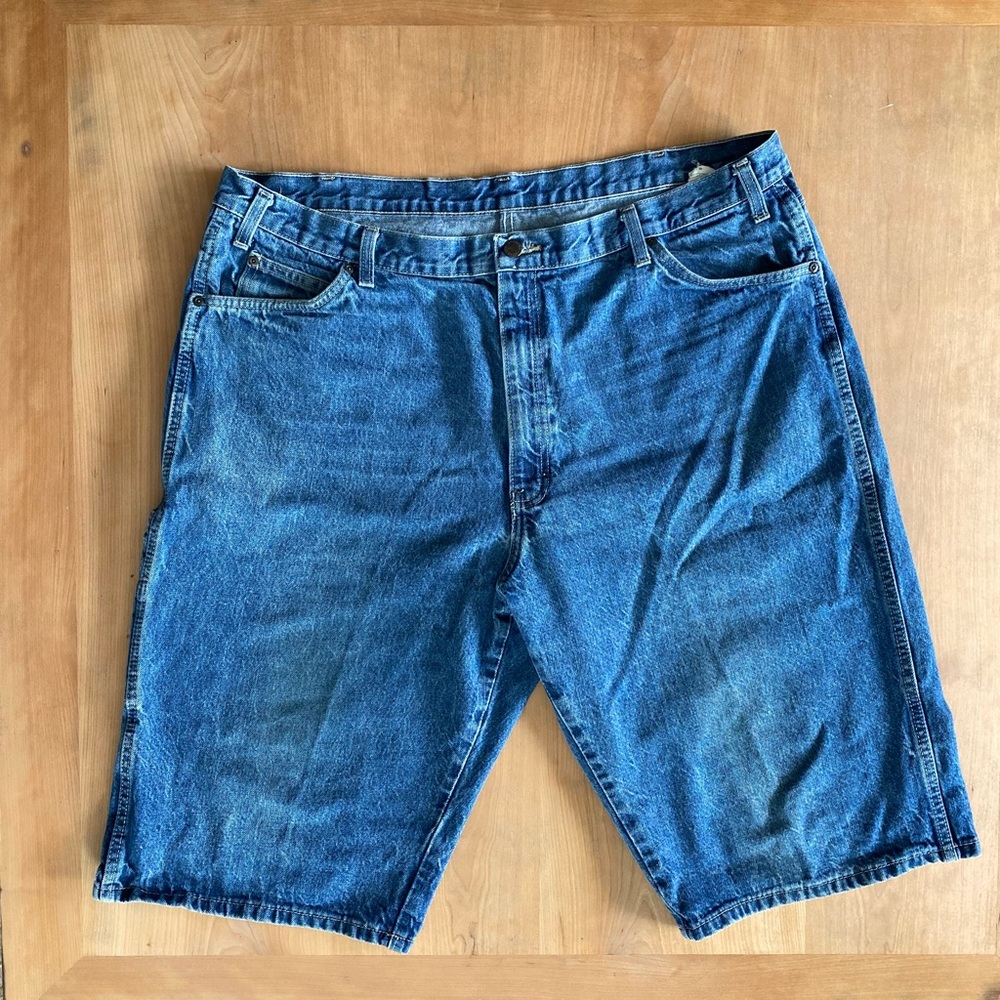 2017 genuine dickies men’s size 42 cargo jean shorts high rise heavy denim